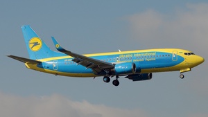 Photo of UR-GBD - Boeing 737-36Q operated by Ukraine International Airlines