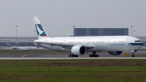 Photo of B-KPR - Boeing 777-367(ER) operated by Cathay Pacific Airways