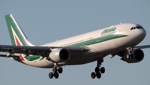 Photo of EI-EJH - Airbus A330-202 operated by Alitalia
