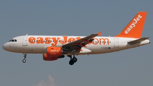 Photo of G-EZGH - Airbus A319-111 operated by easyJet