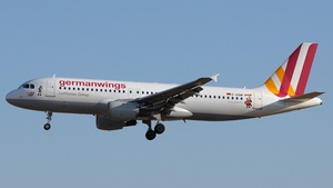 Photo of D-AIQM - Airbus A320-211 operated by Germanwings