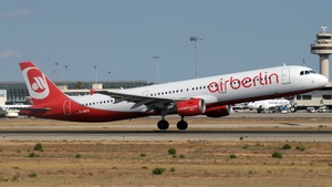 Photo of D-ABCG - Airbus A321-211 operated by Air Berlin