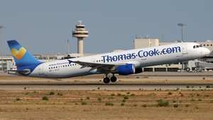Photo of G-DHJH - Airbus A321-211 operated by Thomas Cook Airlines