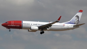 Photo of LN-NGN - Boeing 737-8JP operated by Norwegian Air Shuttle