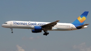 Photo of G-JMCD - Boeing 757-25F operated by Thomas Cook Airlines