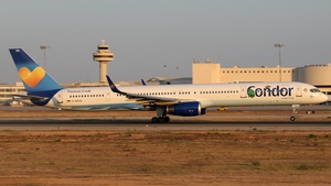 Photo of D-ABOG - Boeing 757-330 operated by Condor
