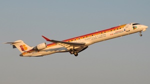 Photo of EC-JYA - Bombardier CRJ-900LR operated by Iberia Regional (opb Air Nostrum)
