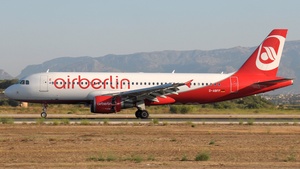 Photo of D-ABFF - Airbus A320-214 operated by Air Berlin
