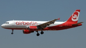 Photo of D-ABFP - Airbus A320-214 operated by Air Berlin