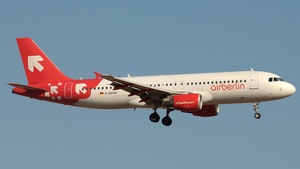 Photo of D-ABDB - Airbus A320-214 operated by Air Berlin