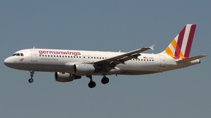 Photo of D-AIQS - Airbus A320-211 operated by Germanwings