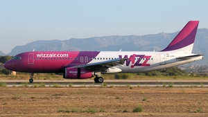 Photo of HA-LPV - Airbus A320-232 operated by Wizz Air
