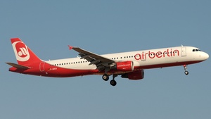 Photo of D-ABCB - Airbus A321-211 operated by Air Berlin
