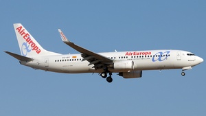 Photo of EC-IDT - Boeing 737-86Q operated by Air Europa