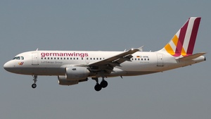 Photo of D-AKNL - Airbus A319-112 operated by Germanwings