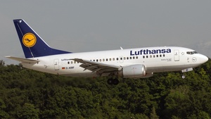 Photo of D-ABIF - Boeing 737-530 operated by Lufthansa