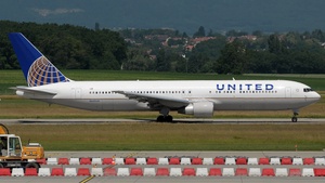 Photo of N649UA - Boeing 767-322(ER) operated by United Airlines