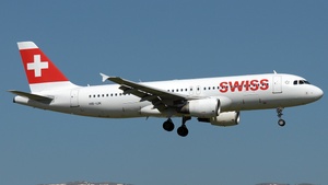 Photo of HB-IJK - Airbus A320-214 operated by Swiss International Air Lines
