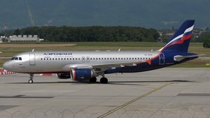 Photo of VQ-BCN - Airbus A320-214 operated by Aeroflot