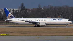 Photo of N66051 - Boeing 767-424(ER) operated by United Airlines