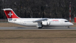 Photo of HB-IYR - British Aerospace Avro RJ100 operated by Swiss International Air Lines