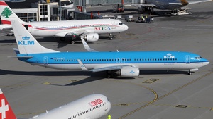 Photo of PH-BXT - Boeing 737-9K2 operated by KLM Royal Dutch Airlines