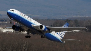 Photo of N655UA - Boeing 767-322(ER) operated by United Airlines