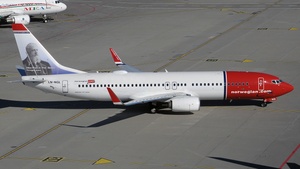 Photo of LN-NGL - Boeing 737-8JP operated by Norwegian Air Shuttle