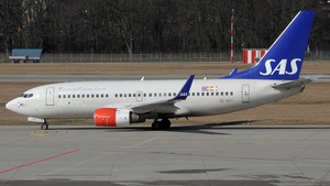 Photo of SE-REY - Boeing 737-76N operated by SAS Scandinavian Airlines