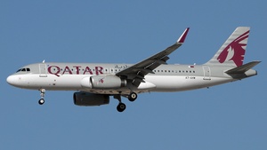 Photo of A7-AHW - Airbus A320-232 operated by Qatar Airways