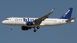 Photo of AP-EDG - Airbus A320-214 operated by Airblue