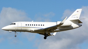 Photo of F-HLPM - Dassault Falcon 2000LXS operated by Michelin Air Service