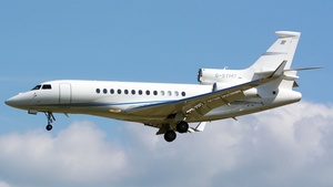 Photo of G-STMT - Dassault Falcon 7X operated by TAG Aviation UK