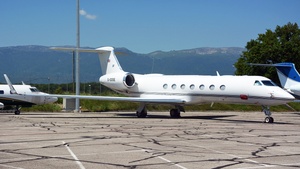 Photo of G-OGSE - Gulfstream GV-SP (G550) operated by TAG Aviation UK