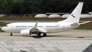 Photo of B-5273 - Boeing 737-73W(BBJ) operated by Deer Jet