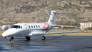 Photo of D-CVII - Cessna 650 Citation VII operated by Travelair