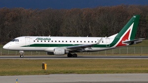 Photo of EI-RDG - Embraer ERJ-175STD operated by Alitalia CityLiner