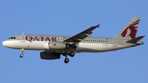 Photo of A7-AHS - Airbus A320-232 operated by Qatar Airways