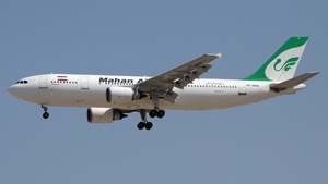 Photo of EP-MNN - Airbus A300B4-605R operated by Mahan Air