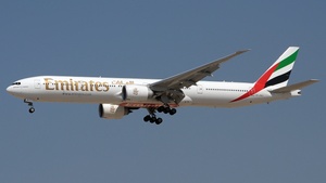 Photo of A6-ENJ - Boeing 777-31H(ER) operated by Emirates