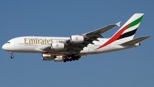 Photo of A6-EEI - Airbus A380-861 operated by Emirates