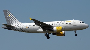 Photo of EC-LRS - Airbus A319-112 operated by Vueling