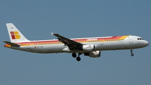 Photo of EC-JDR - Airbus A321-213 operated by Iberia