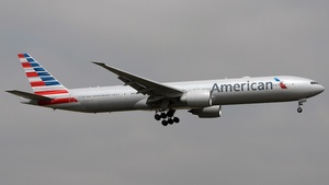 Photo of N720AN - Boeing 777-323(ER) operated by American Airlines