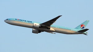 Photo of HL7784 - Boeing 777-3B5(ER) operated by Korean Air