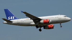Photo of OY-KBR - Airbus A319-131 operated by SAS Scandinavian Airlines