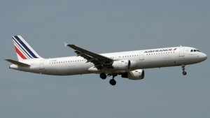 Photo of F-GTAN - Airbus A321-212 operated by Air France