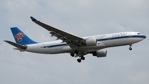 Photo of B-6542 - Airbus A330-223 operated by China Southern Airlines