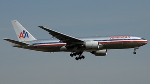 Photo of N754AN - Boeing 777-223(ER) operated by American Airlines