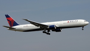 Photo of N831MH - Boeing 767-432(ER) operated by Delta Air Lines